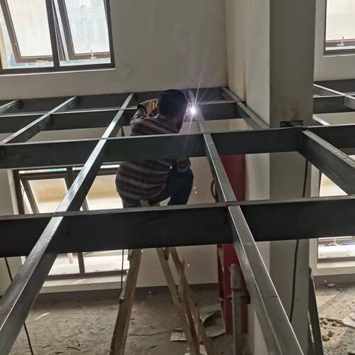 天津工字钢结构搭建loft别墅隔层室内挑高订制梯钢化搭建阁楼