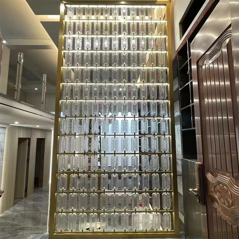 定制不锈钢水晶玻璃挂片屏风亚克力沙发售楼部酒店卡座金属隔断