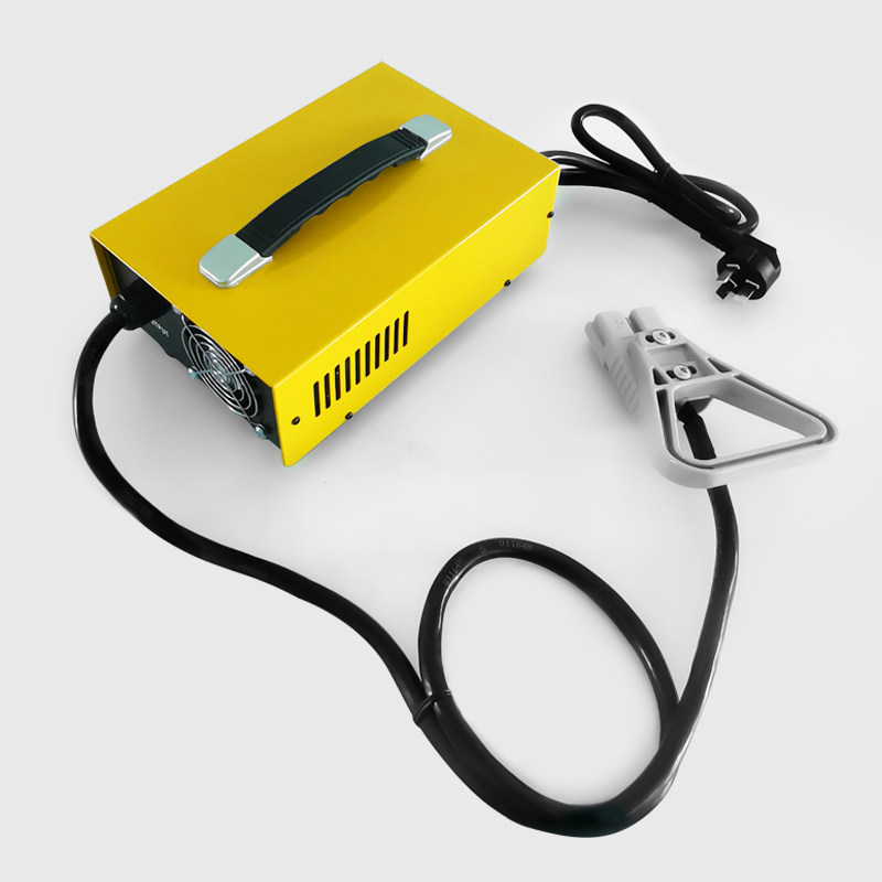 24v30a电动叉车电瓶充电器堆高车洗地机48v25电动观光车充电机72V