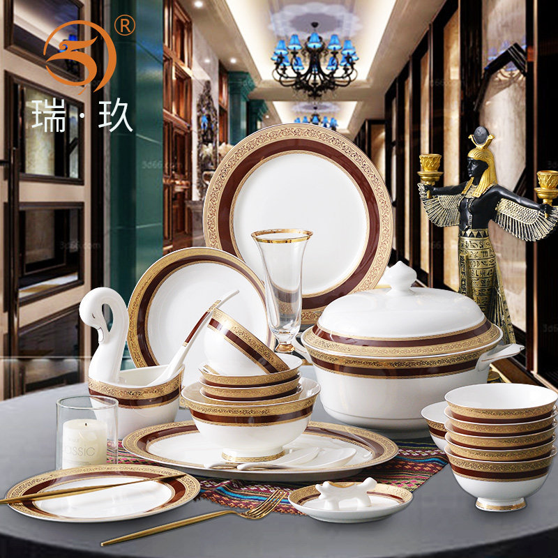 轻奢风60头骨瓷餐具套装家用欧式结婚乔迁餐具碗盘组合碟碗套装