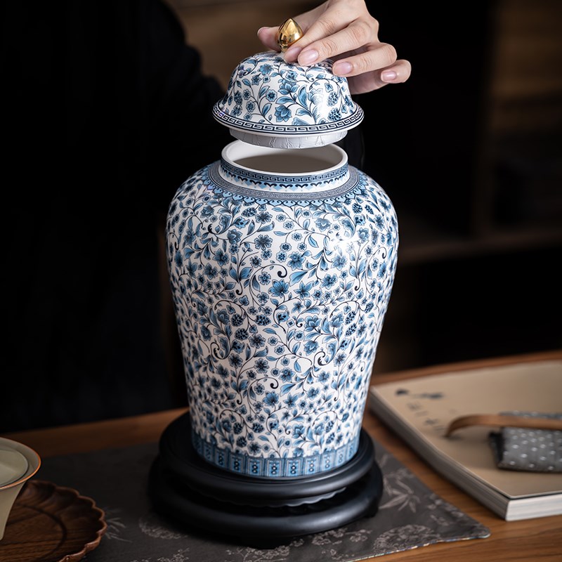 雄驰大号青花将军罐办公室摆件白茶普洱茶密封罐高档陶瓷茶叶罐子