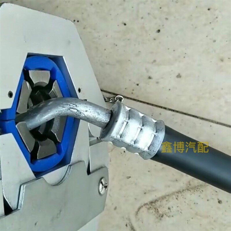 汽车空调便携压管机手动液压压管机软管压接工具压接钳胶管啤管机