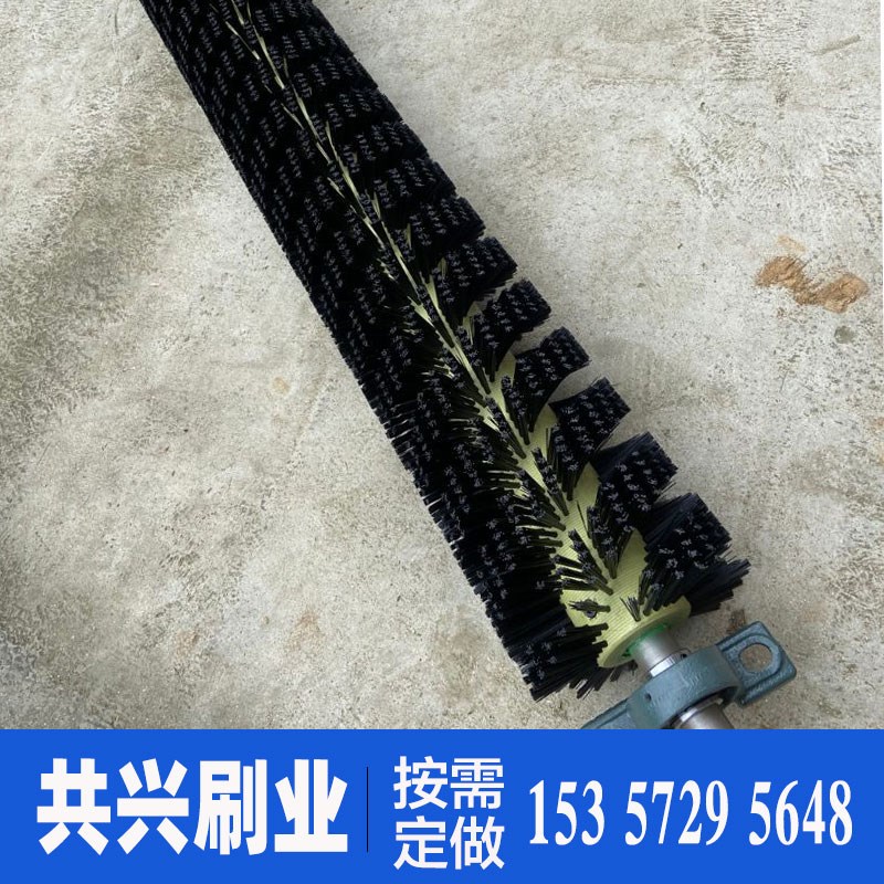 工业机械抛光打蜡带轴马鬃毛刷辊定制V字型辊刷 螺旋型布料清扫刷