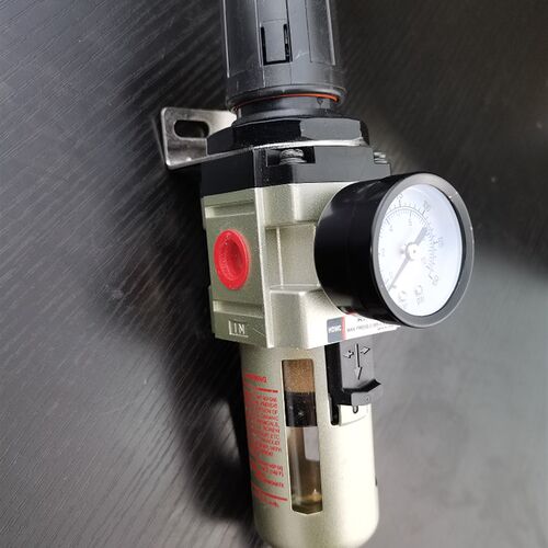 AW3000-03调压阀油水分离器三分牙双点组合A/BE/B系列用稳压气压