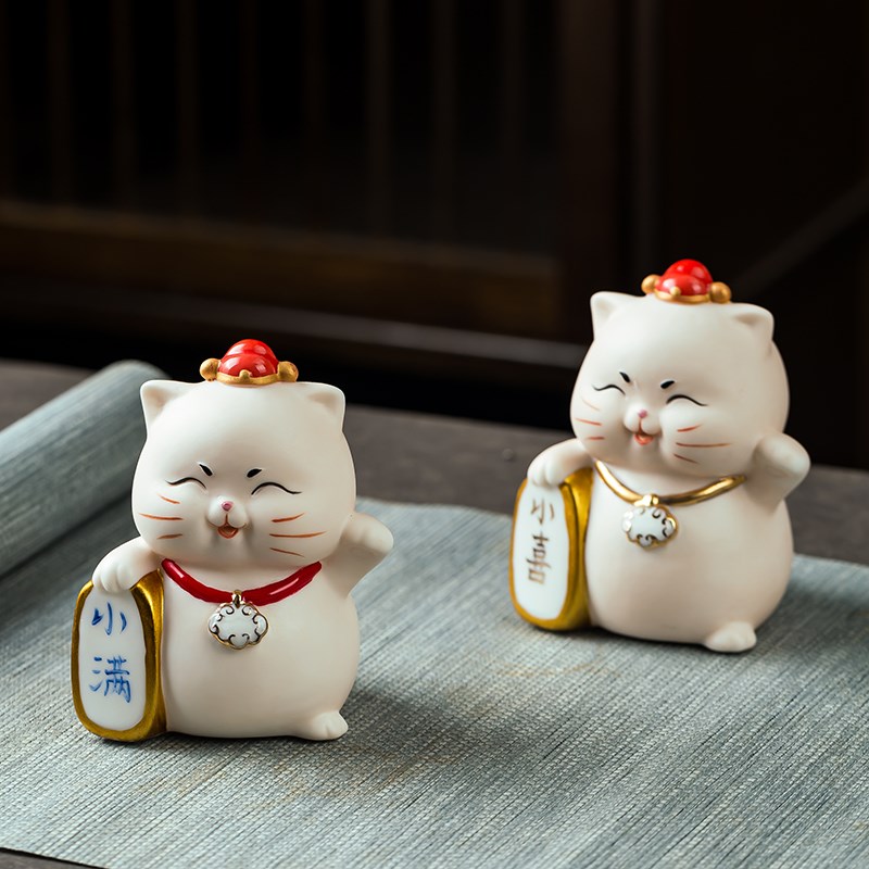 创意陶瓷招财猫摆件客厅可爱发财猫小号桌面客厅装饰品收银台礼品