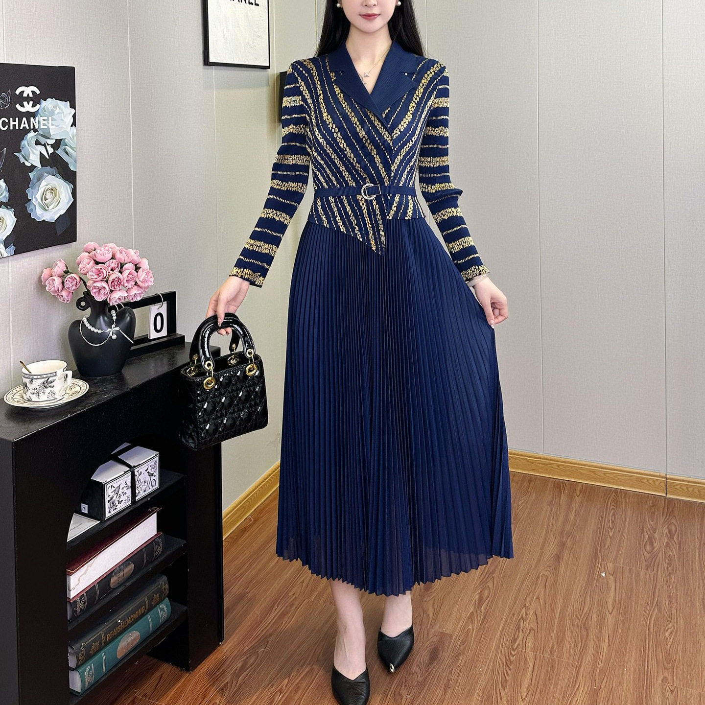 春秋新款连衣裙高品质女装条纹系带百褶裙气质a字裙显瘦褶皱裙子