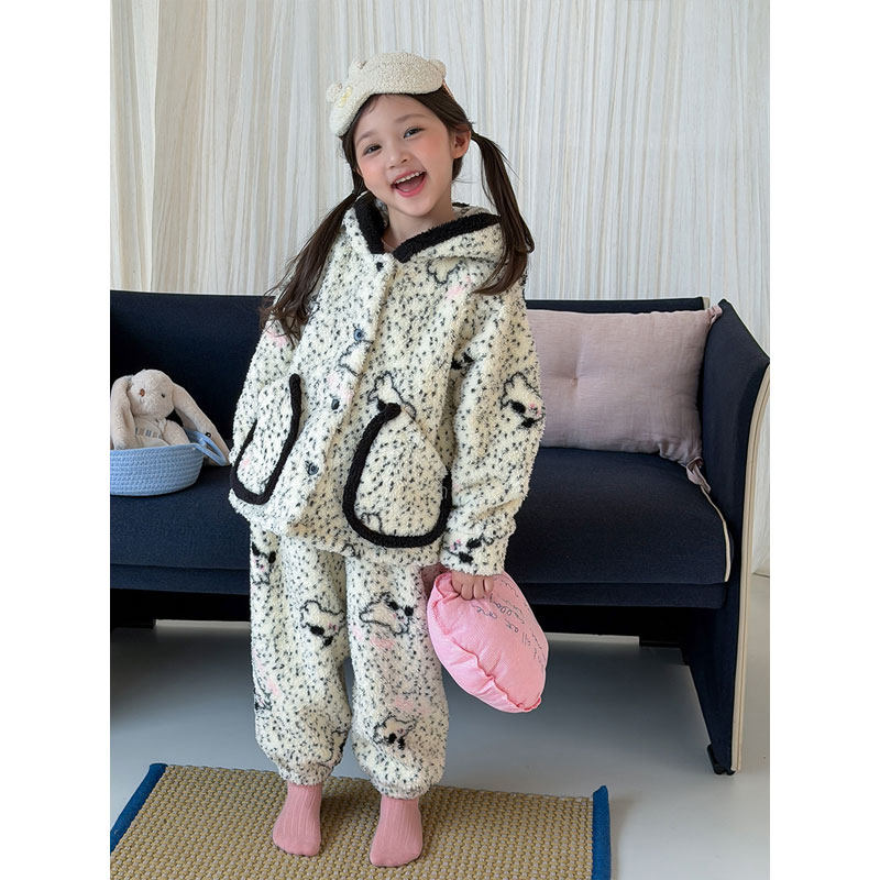 女童冬装韩版长耳朵兔居家服儿童点点印花雪芙绒保暖外穿睡衣套装