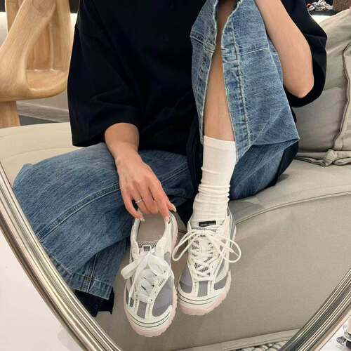H55女鞋夏季新款运动休闲鞋网面透气拼接隐形内增高简约徒步鞋潮
