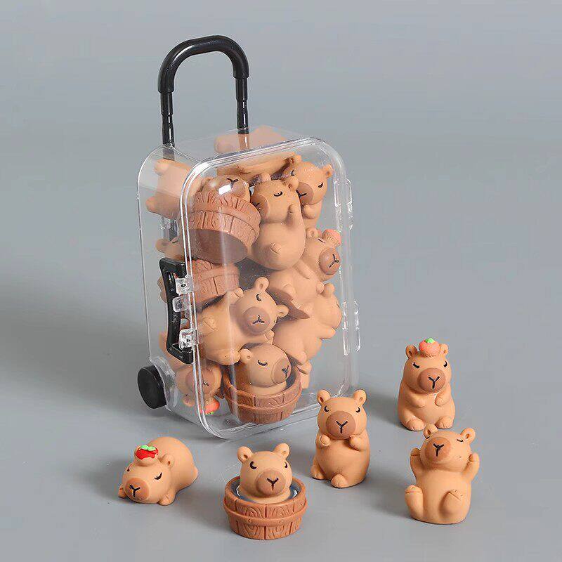 立体卡皮巴拉玩具小水豚公图片