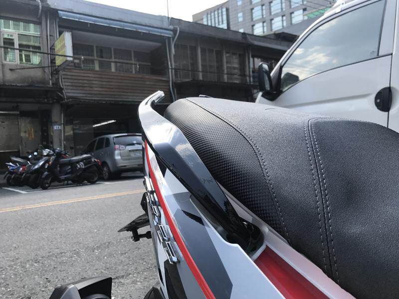 台湾灯匠 山叶FORCE155 改装分离尾翼 后扶手后尾翼  林海领程175