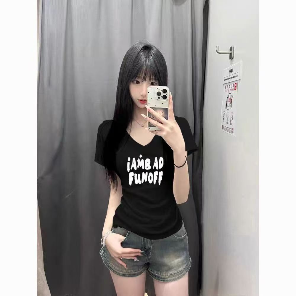 夏季纯欲V领修身短袖字母T恤女