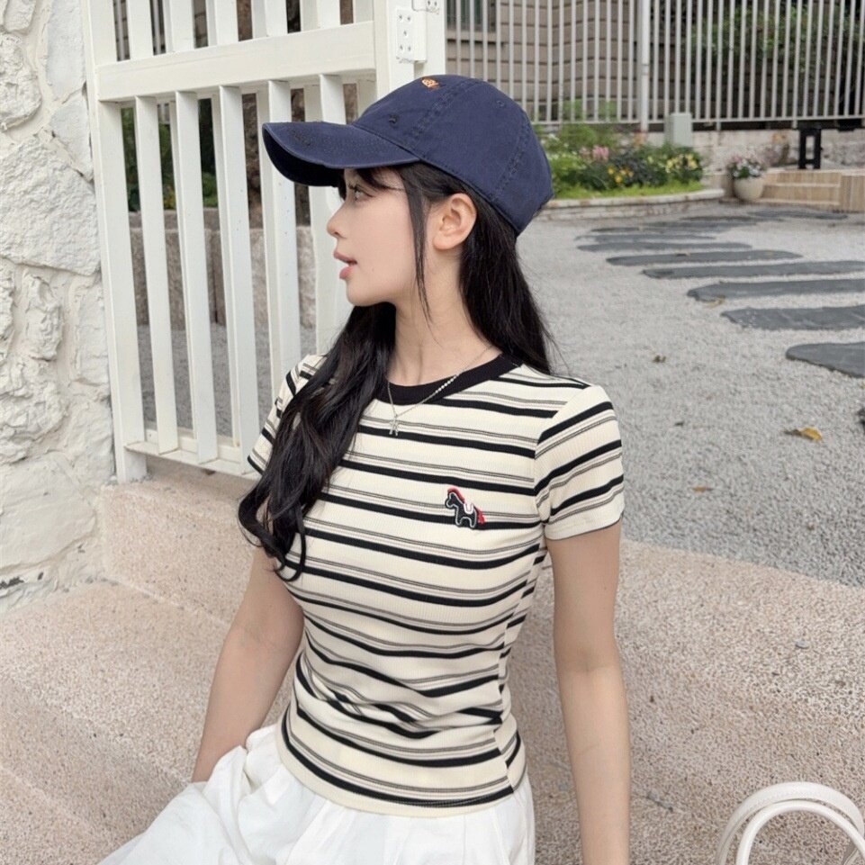 夏季甜美条纹撞色带胸垫T恤女