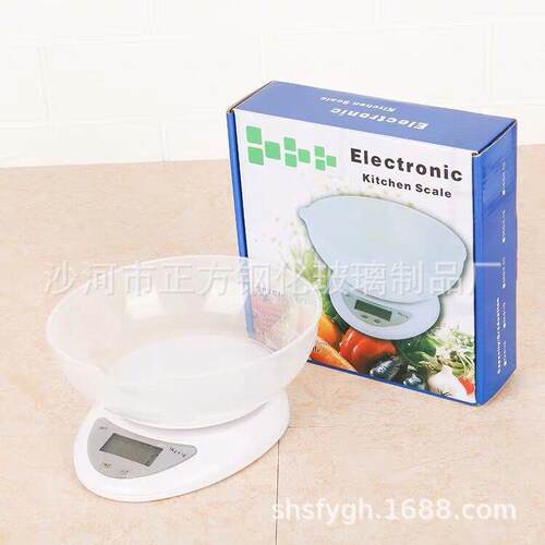 家用B05电子秤厨房秤 克重秤烘焙秤5KG/1G可带托盘厂家供应
