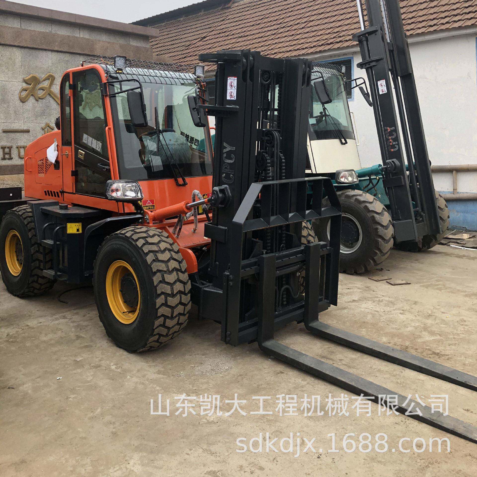 搬运叉车平衡铰链式5吨液压起重车小型液压仓储搬运四轮座驾