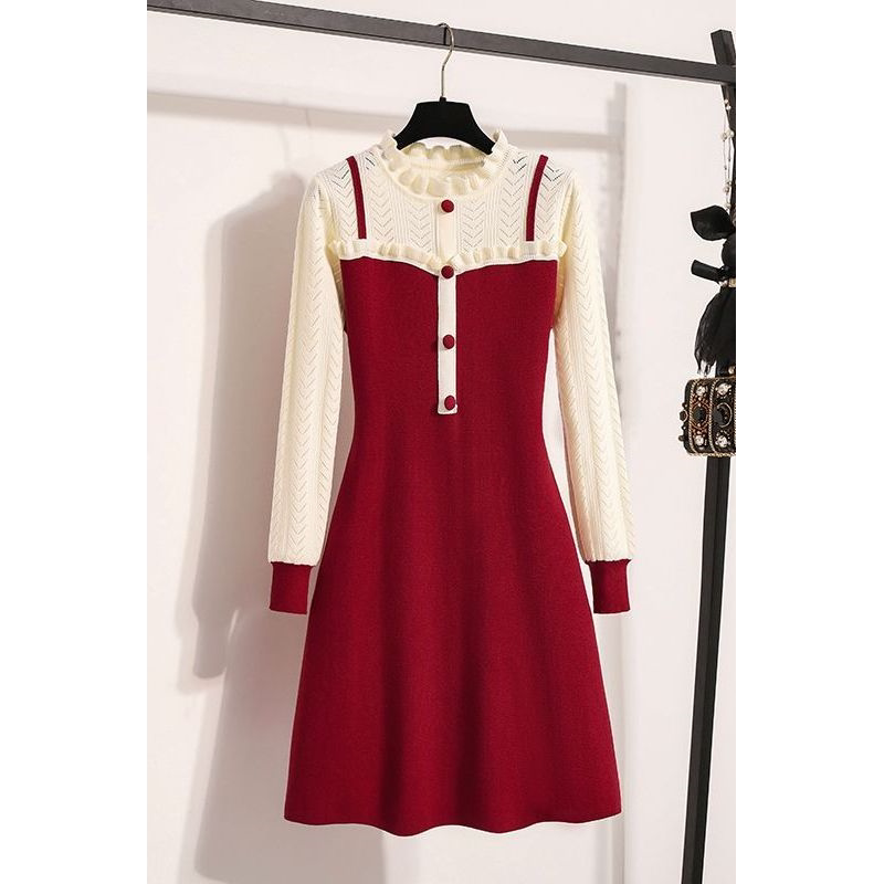 大码女装2025秋冬新款孕妇裙针织连衣裙甜美荷叶领撞色显瘦毛衣裙