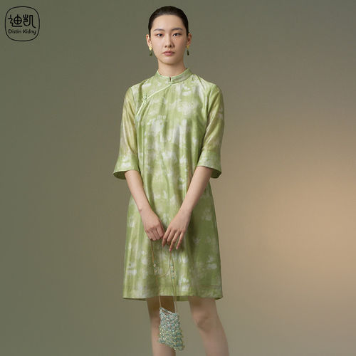 迪凯新中式天丝印花旗袍连衣裙