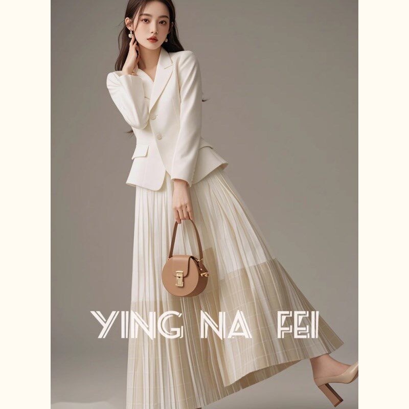 早秋穿搭2024正式场合女装套装白色西装外套半身裙职业气质两件套