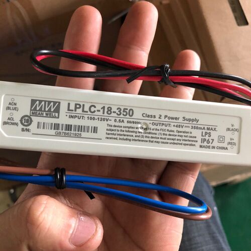 正品台湾明纬防水LED恒流电源 LPLC-18-350 18W 350mA 输入110V