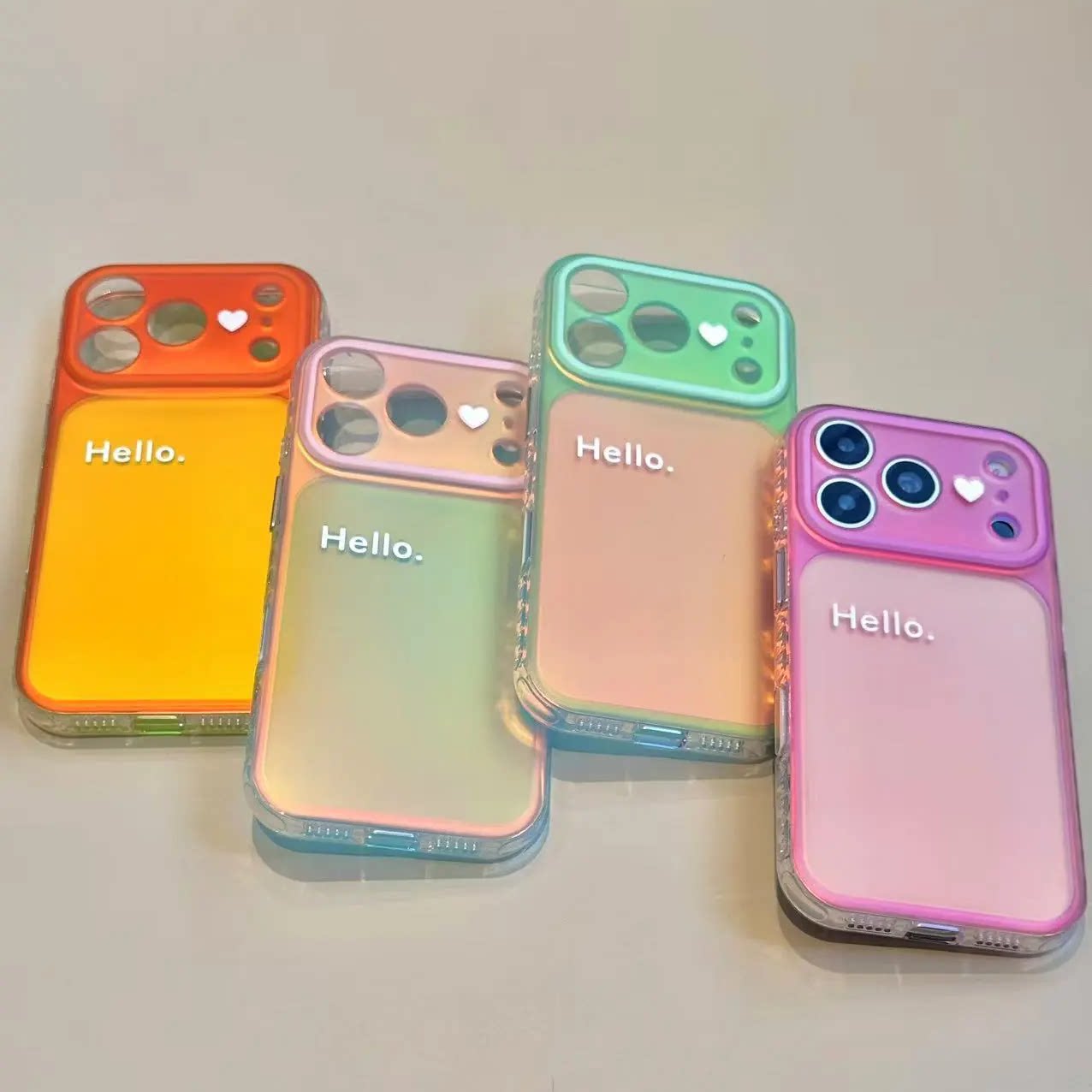 简约高级感爱心英文Hello适用于iPhone17prx手机壳镭射渐变大视窗适用iPhone16肤感磨砂适用iPhone15保护套