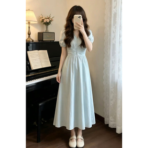 法式高级感蓝色v领短袖连衣裙子女夏季2026新款温柔气质收腰长裙