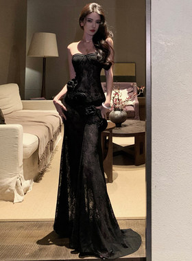 绝美氛围感纯欲立体花朵抹胸连衣裙性感修身长裙，千金少妇专享