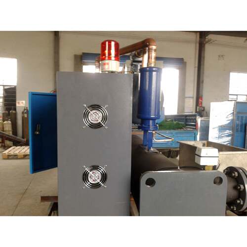 专业冷水机厂家光电化工用冷水机大型螺杆冷水机。