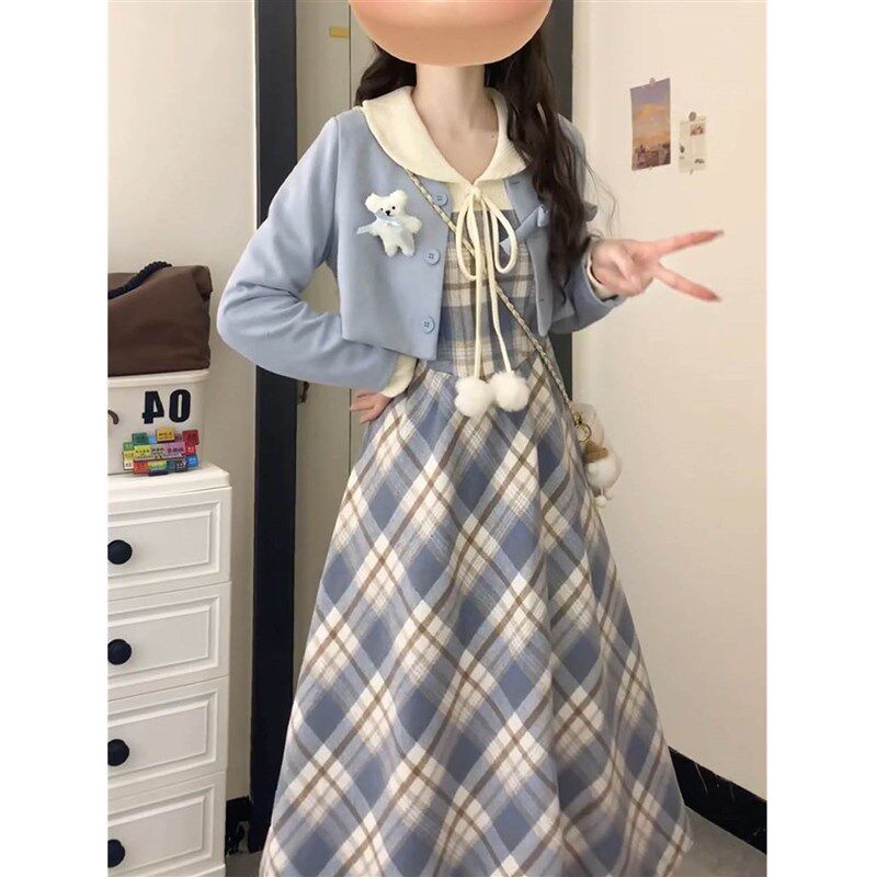 2025春季新款甜美温柔风毛球假两件拼接花苞连衣裙+蓝色短款外套