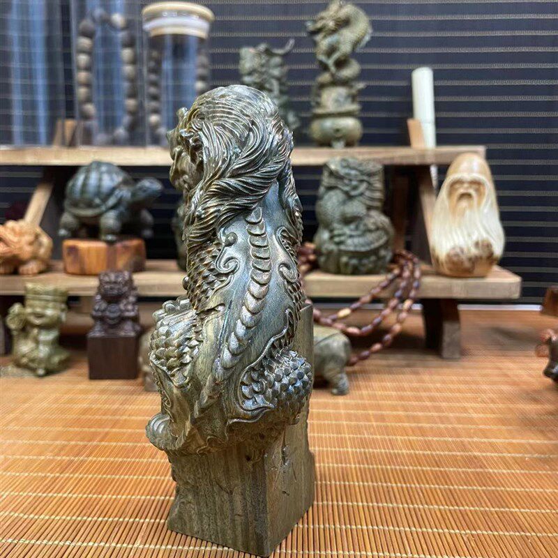 绿檀木雕镇水兽摆件盘龙玉玺创意文玩招财装饰桌面工艺品麒麟摆件