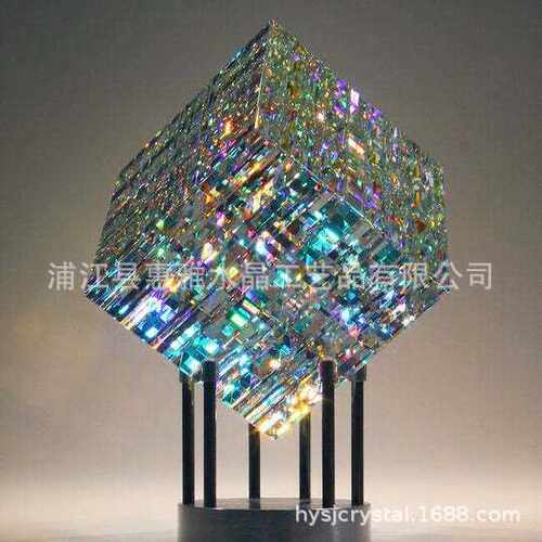 直销Magik Chroma Cube 水晶雕塑桌子摆件魔法色度立方体