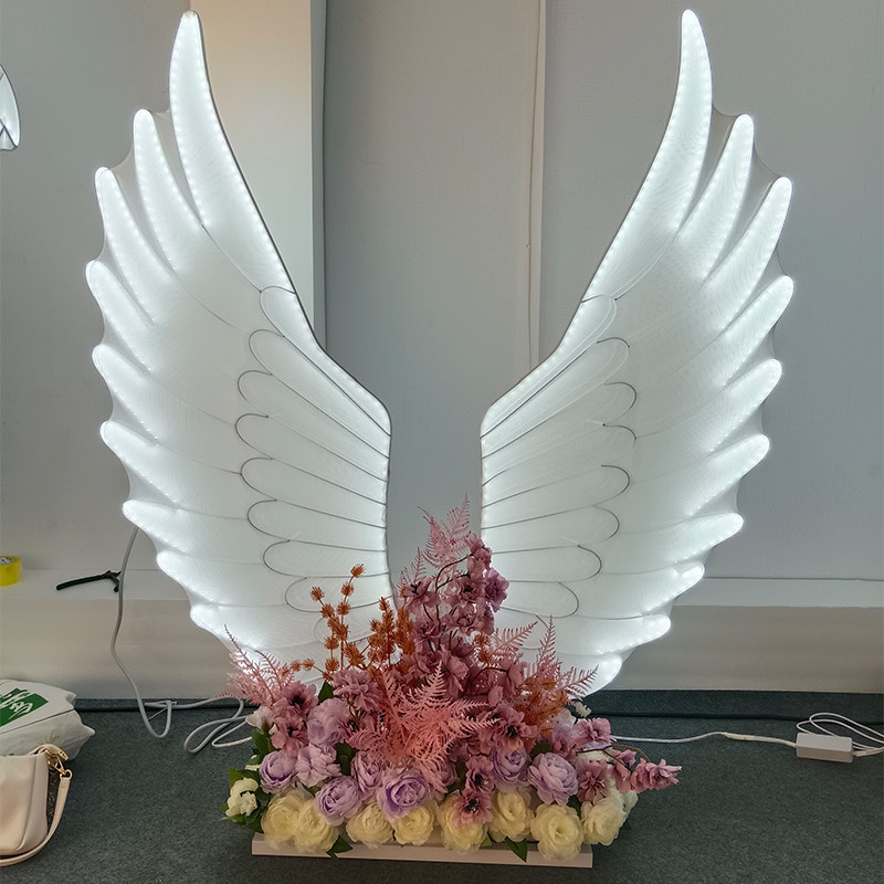 婚庆铁艺发光蝴蝶翅膀婚礼舞台场景装饰比翼双飞路引灯光道具摆件