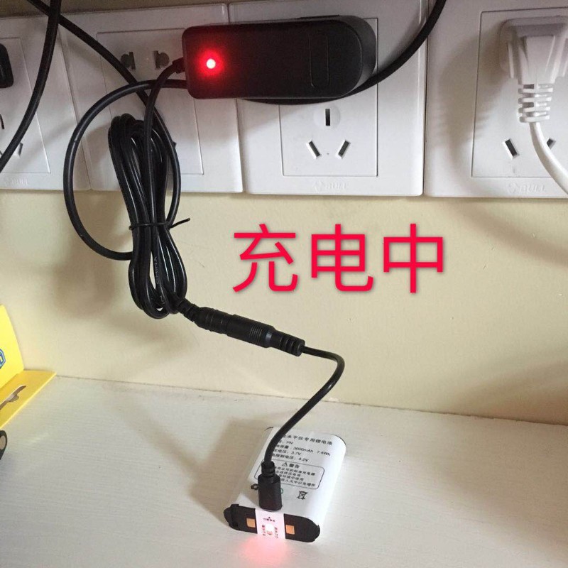 红外线水平仪电池投线仪锂电池高容量直板电池3D8线12线专用电池