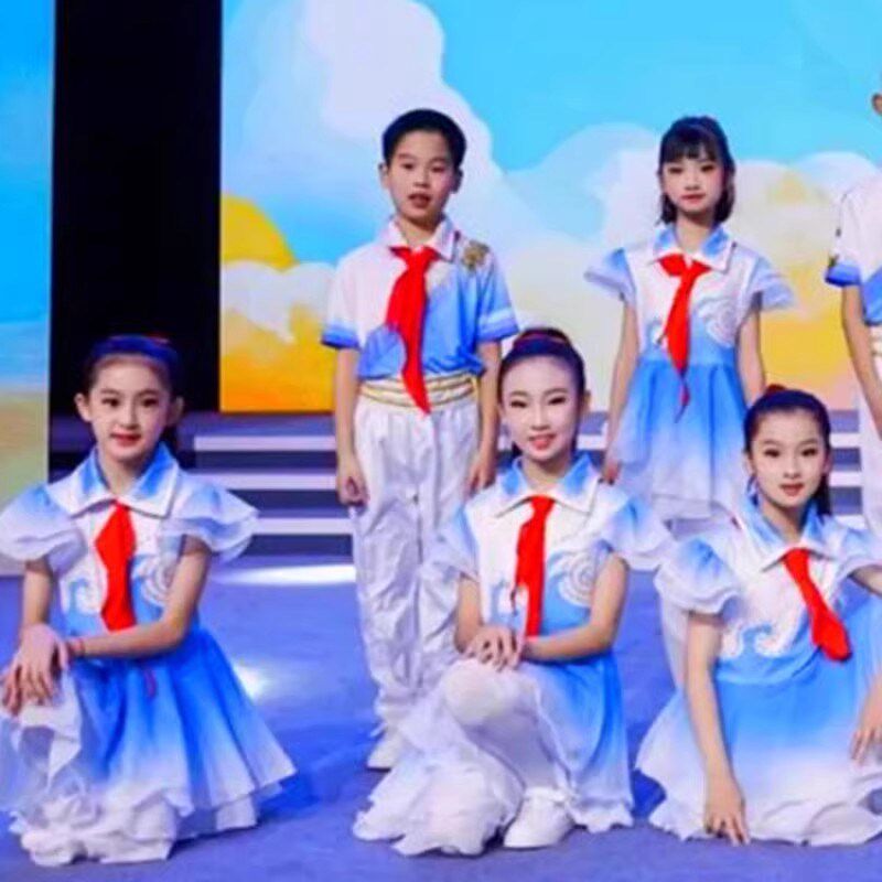 少年有志红舞蹈服装六一儿童诗歌朗诵中小学生大合唱团领巾演出服