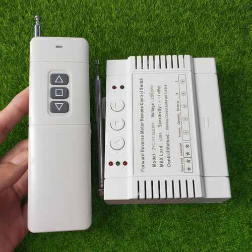 AK-ZE901 220V-380V水泵电机正反转抽水机灯具开关手动+遥控功能