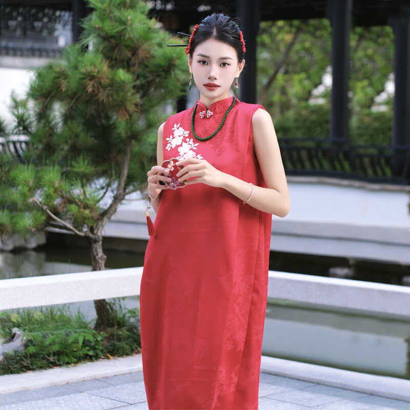 新中式复古旗袍结婚晨袍女新娘高级感敬酒服红色回门订婚礼服裙女
