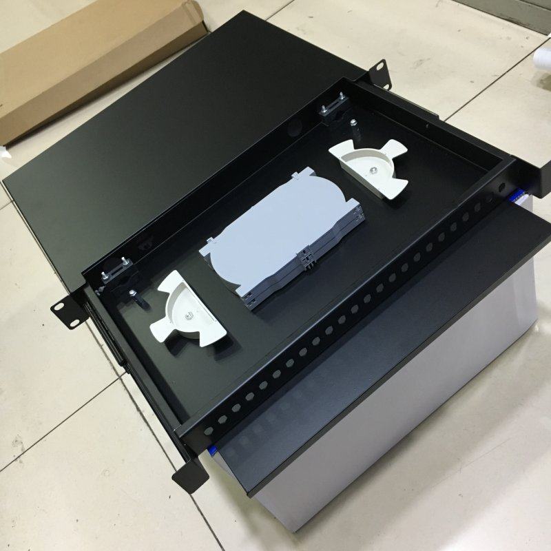FC型24口光纤配线架 光纤终端盒  24芯光配架 光缆熔接盘