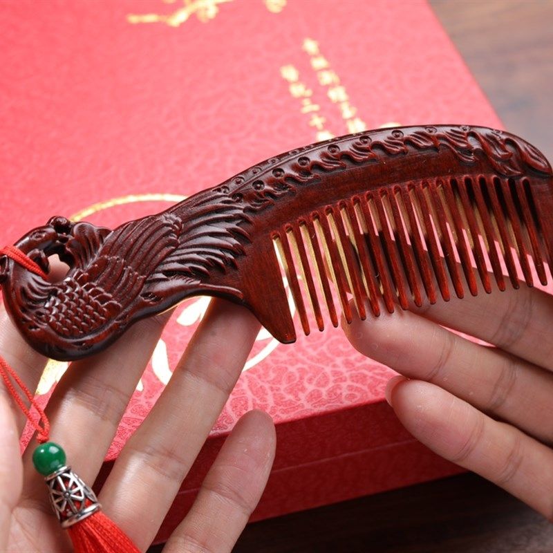 紫檀木梳子一对结婚陪嫁红女士专用经络按摩流苏兔年高档礼品套装