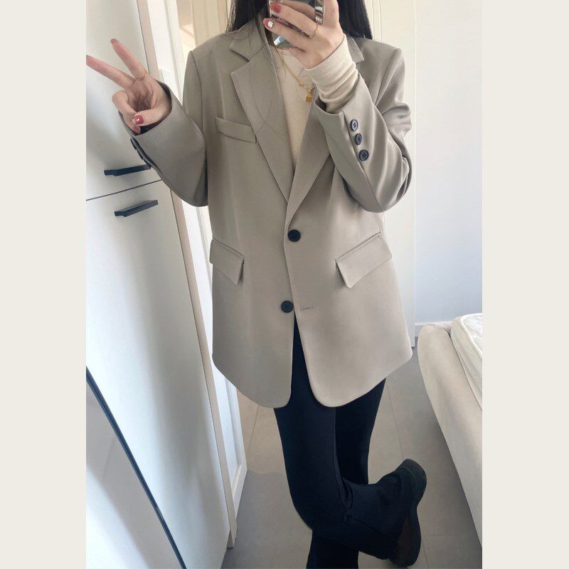 高级感休闲西装外套女春秋装宽松复古港风小个子垫肩单排扣西服