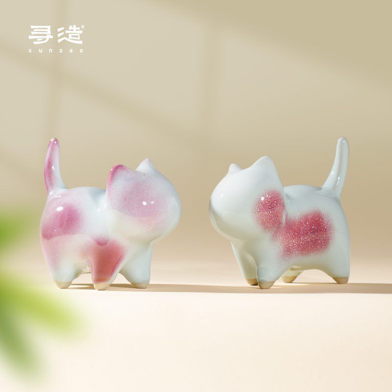治愈系猫咪工位小摆件陶瓷窑变旺桃花钧瓷茶宠高级感生日礼物女