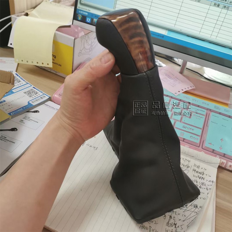 适用别克09-13年新君越换挡杆手球排挡杆手柄挂档把头防尘套配件
