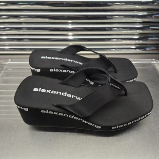 字母 Alexander Wang 方头 7cm 人字拖鞋