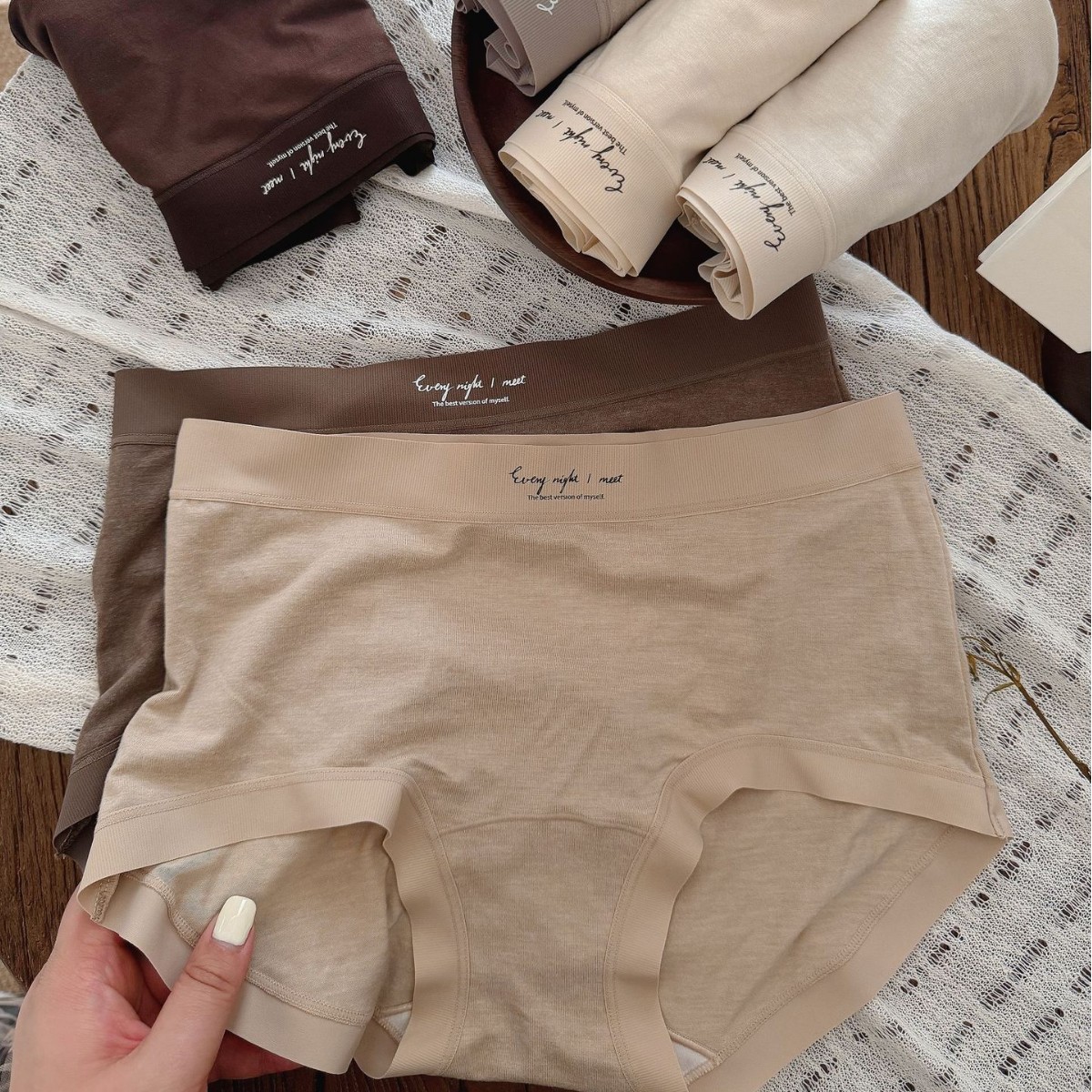 内裤女士纯棉裆2026新款女生10A级抗菌裆女款秋冬磨毛短裤三角裤