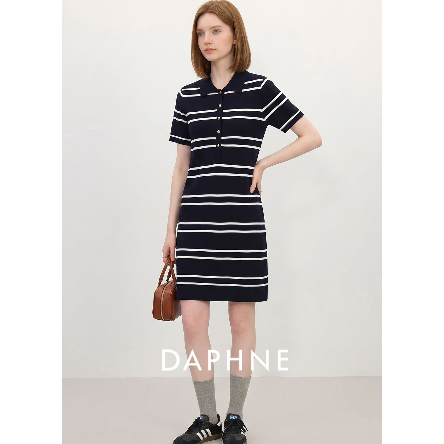 Daphne达芙妮新疆棉条纹POLO领短袖连衣裙女夏修身显瘦针织中长裙图片