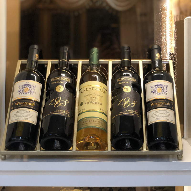 北欧轻奢金色斜放创意客厅酒柜多瓶金属葡萄酒架子简约红酒架摆件图片