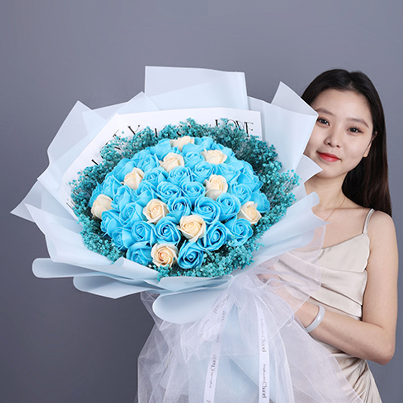 满天星花束玫瑰花香皂花520送女朋友老婆求婚订婚生日礼物情人节