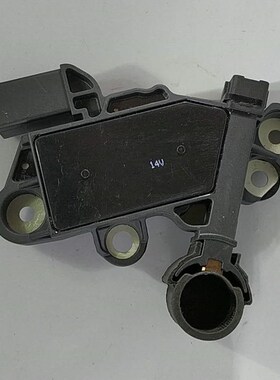 适用于奔驰E300 S350 S500R350GL350S600发电机调节器F00M346081