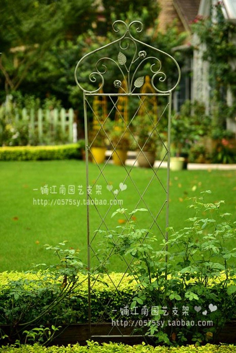 铁艺网格玫瑰花插爬藤架 田园植物攀爬架屏风篱笆花插158元2片