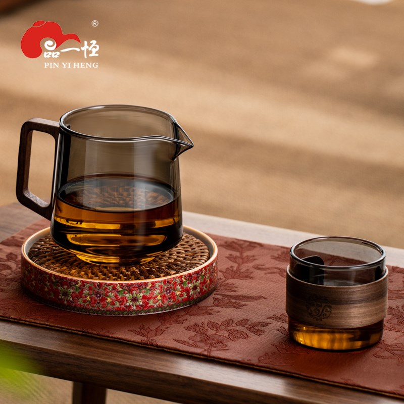 品一恒玻璃公道杯加厚耐热玻璃公杯茶漏公杯单个分茶器高档实木杯