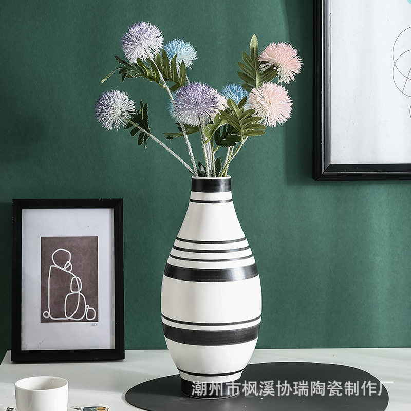 北欧简约陶瓷花瓶创意手绘黑白条纹花器样板间客厅家居摆件装饰品