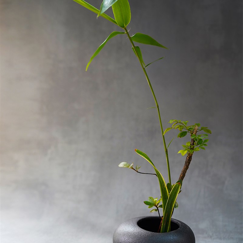 剑山插花器中式禅意插花器皿日式花盆仿鹅卵石复古陶瓷水养草花道图片
