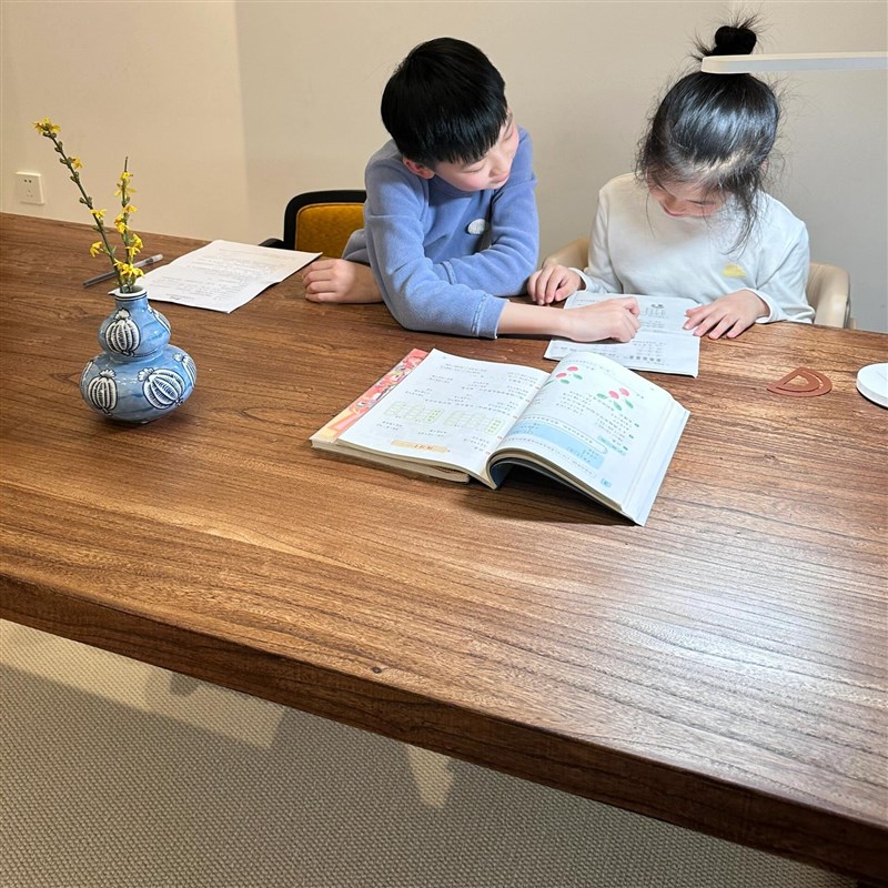 泊逸【水调歌头】去客厅化大书桌高级感家用阅读学习桌大长桌一体图片